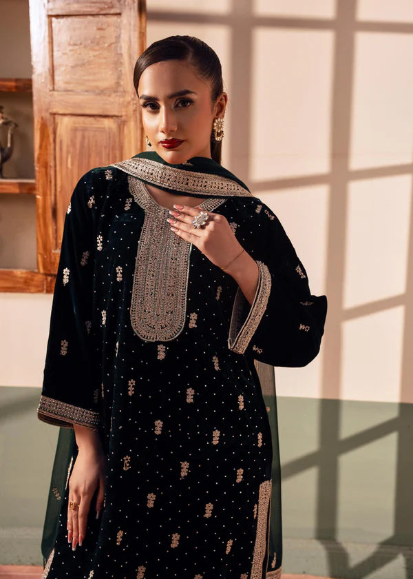 Hooriya Kai velvetine