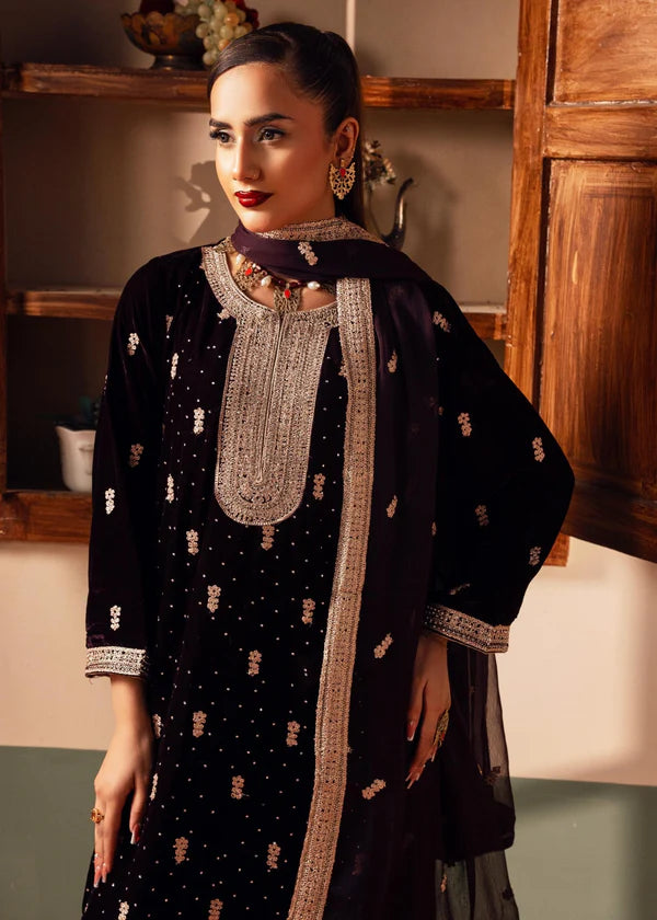 Hooriya Plum velvetine