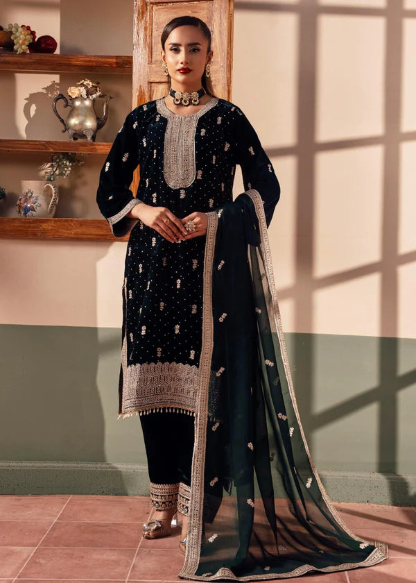 Hooriya Kai velvetine