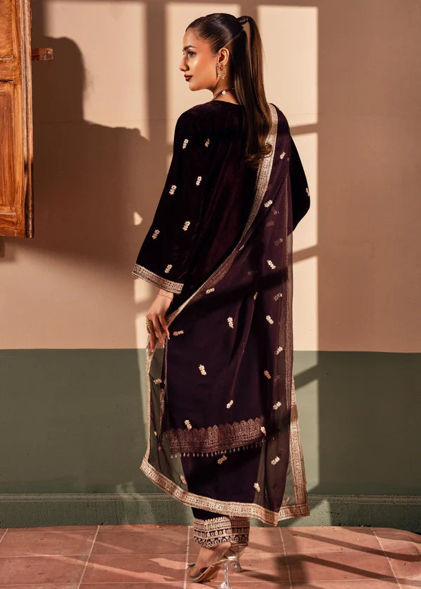 Hooriya Plum velvetine