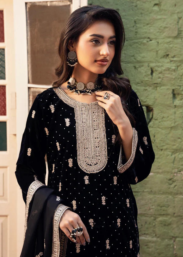 Hooriya Midnight velvetine