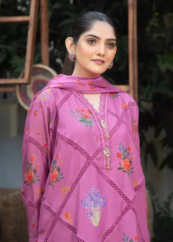 Neelofar Peacock
