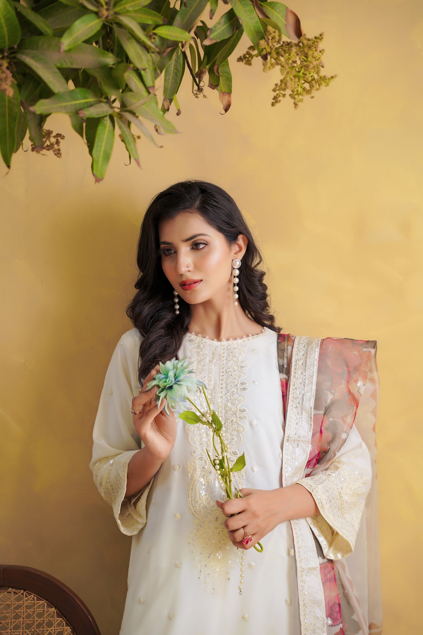 Shaarzil Off-White