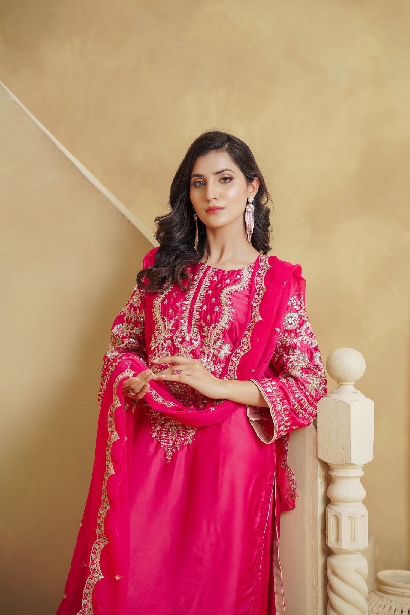 Raveen Hotpink