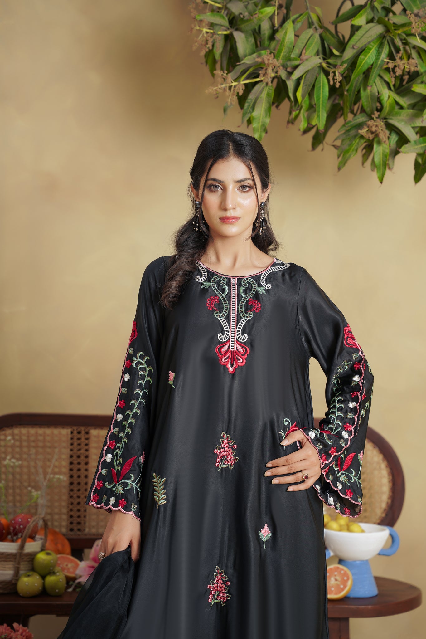 Maveen Midnight Black