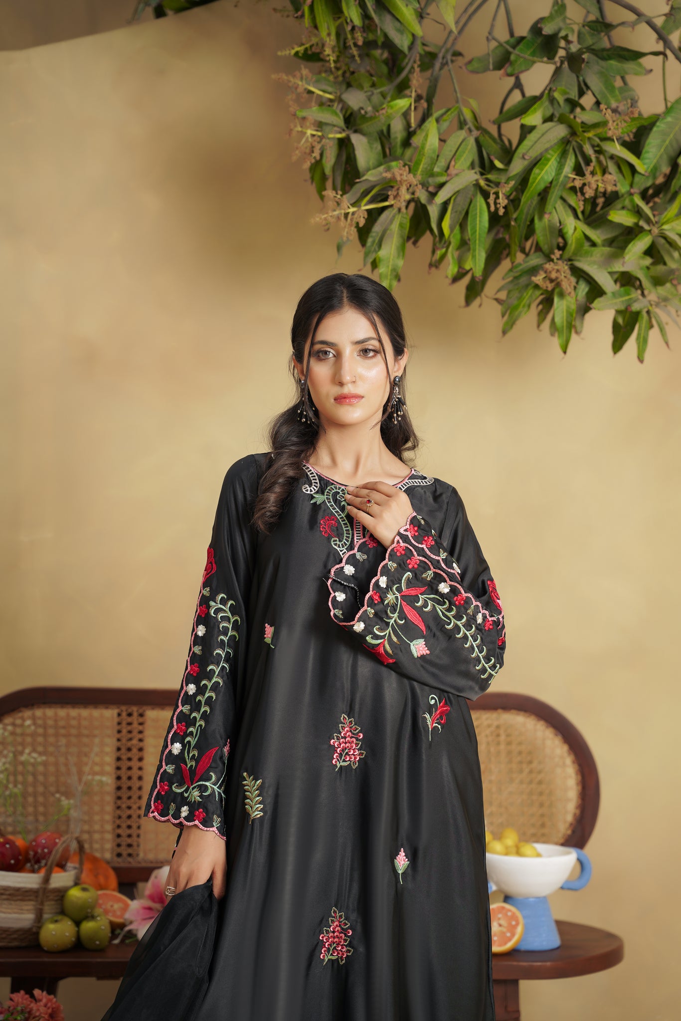 Maveen Midnight Black