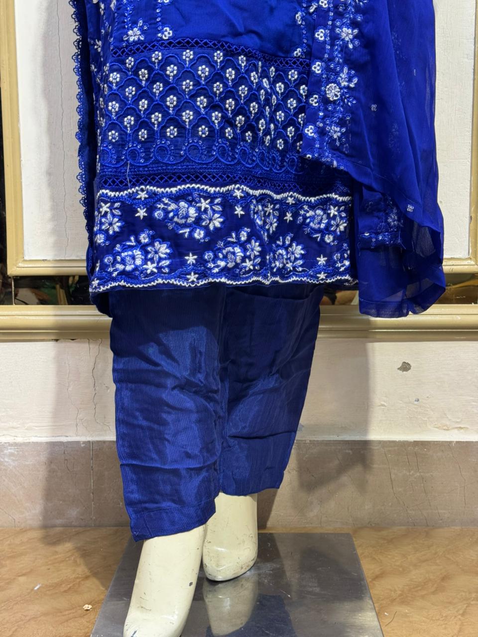 Amna Royal Blue