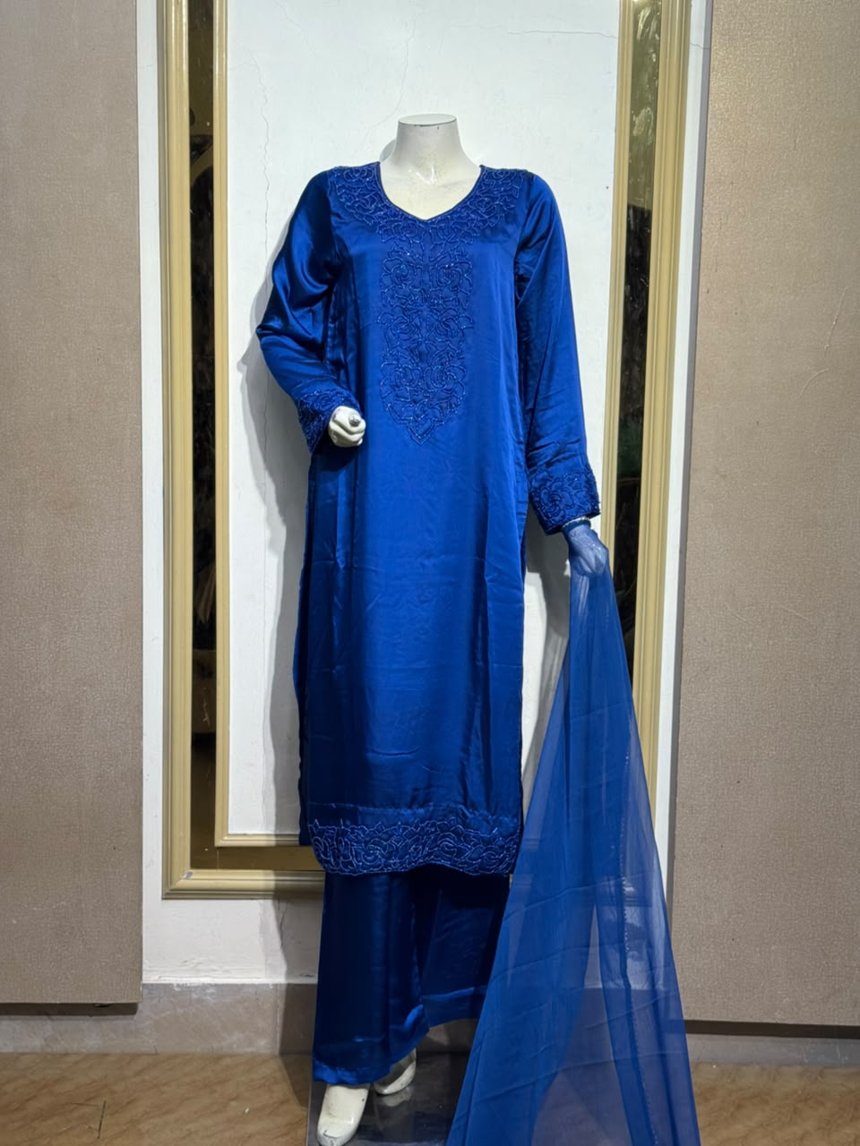 Norea Royal Blue