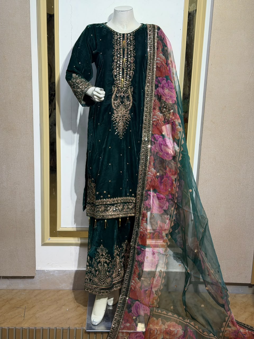 Zarafsha Green Velvet