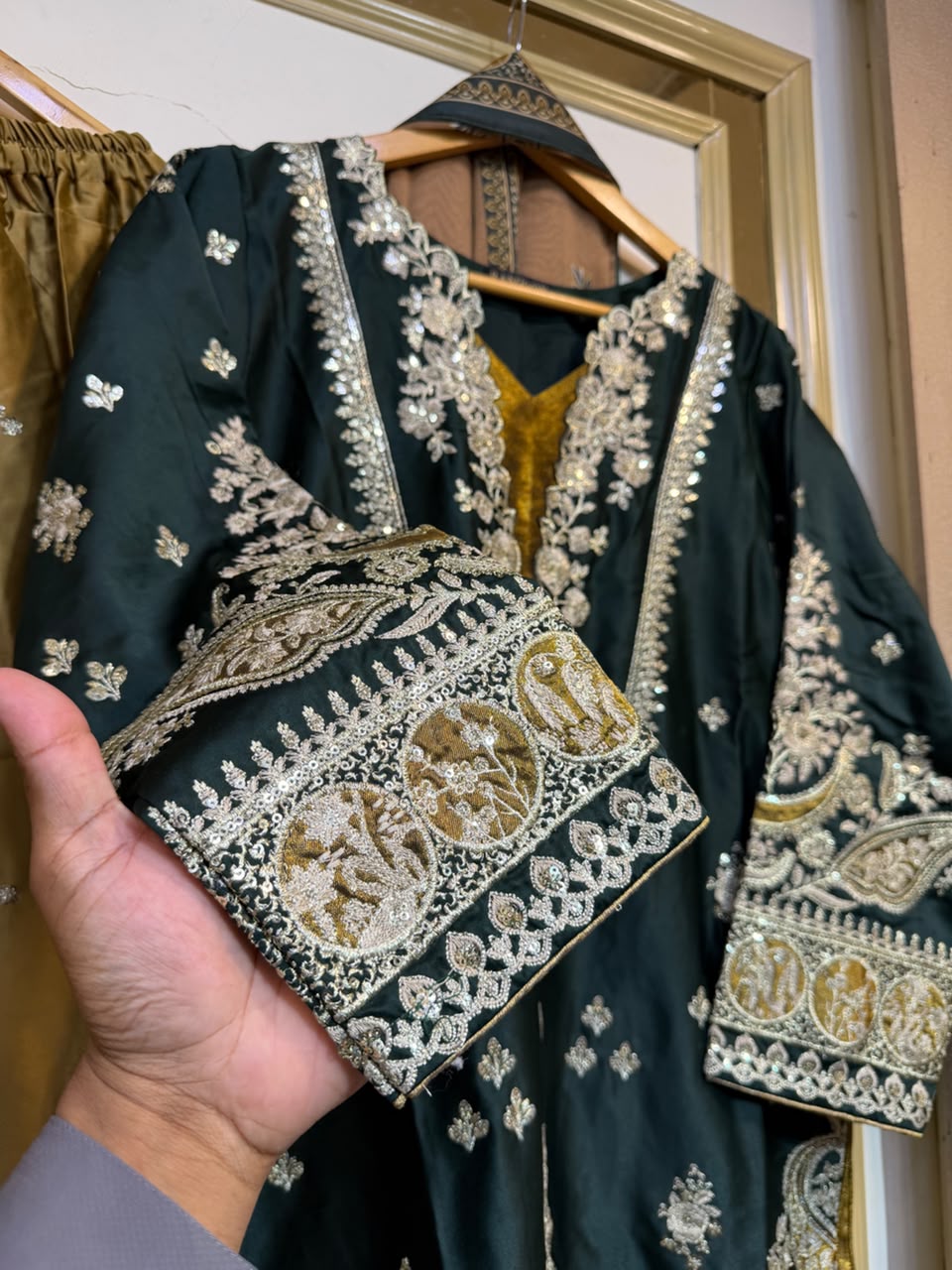 Zarqoon Green
