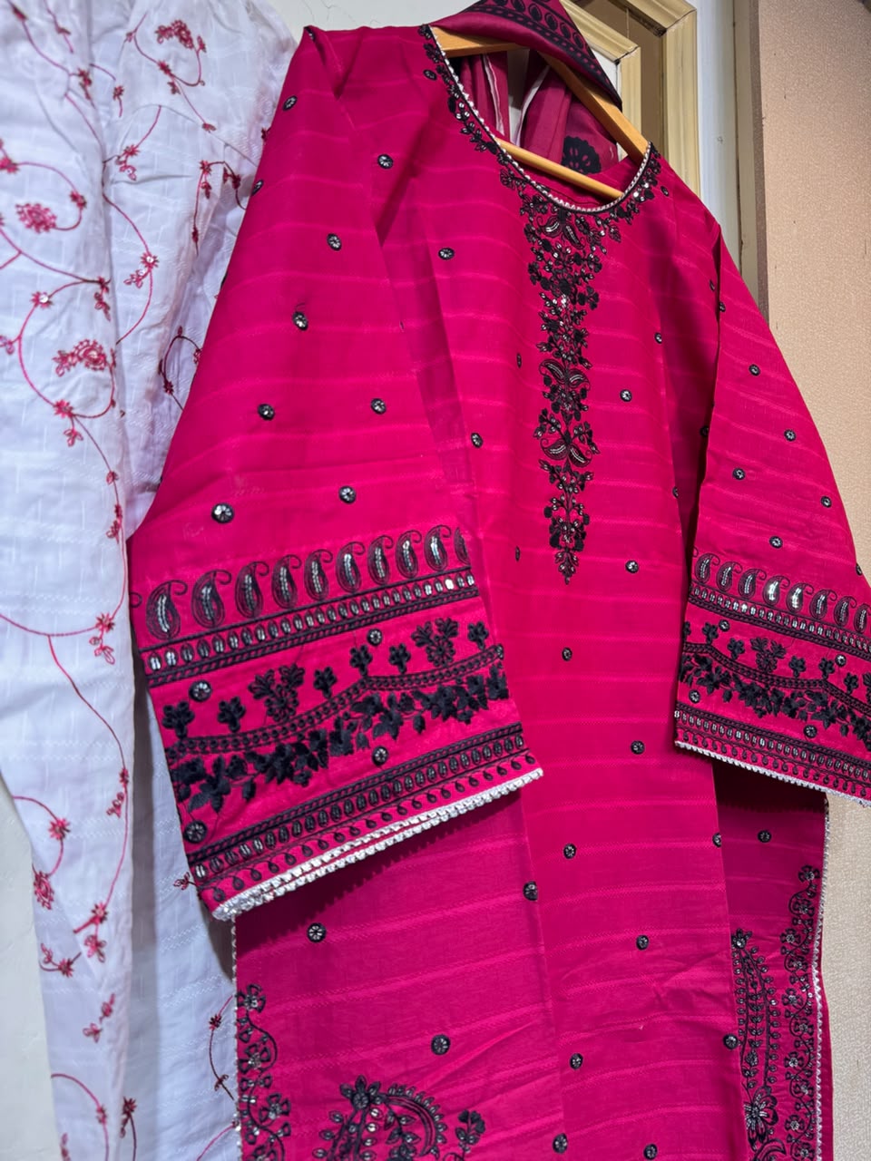 Rehar Hotpink