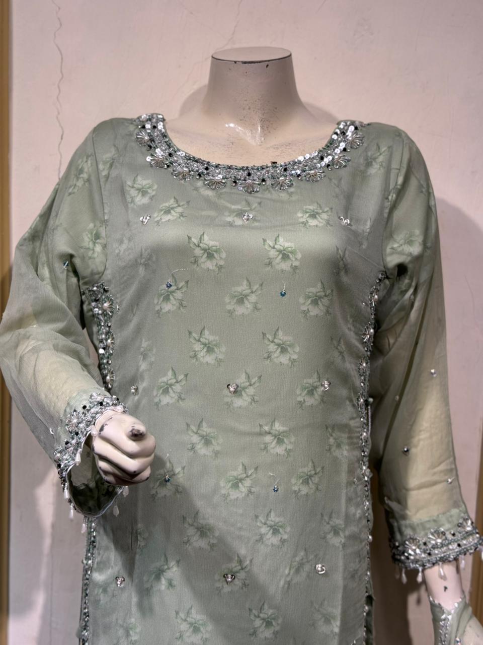 Amara Pistachio