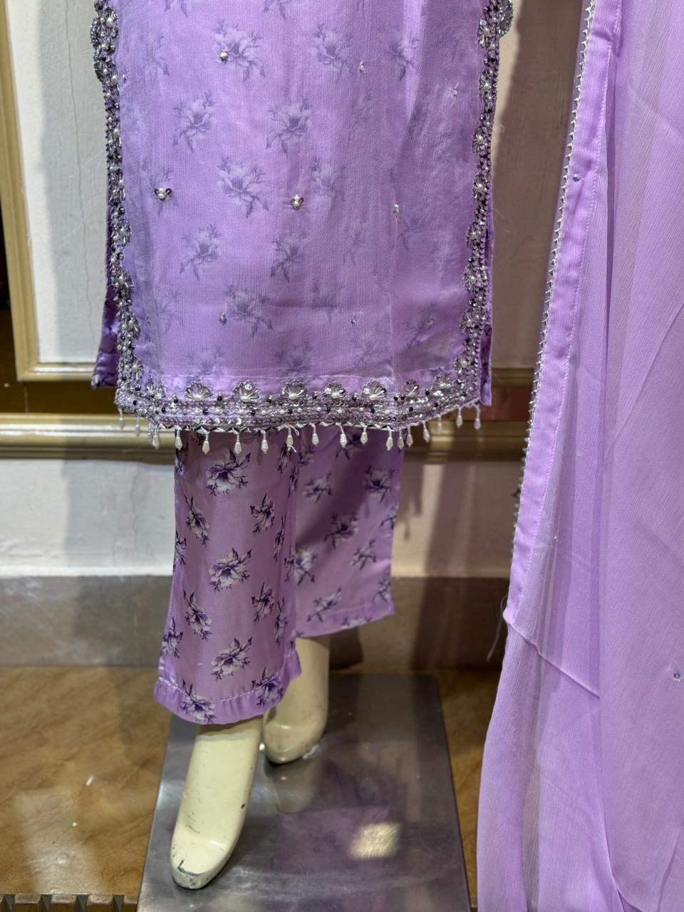 Amara Lavender