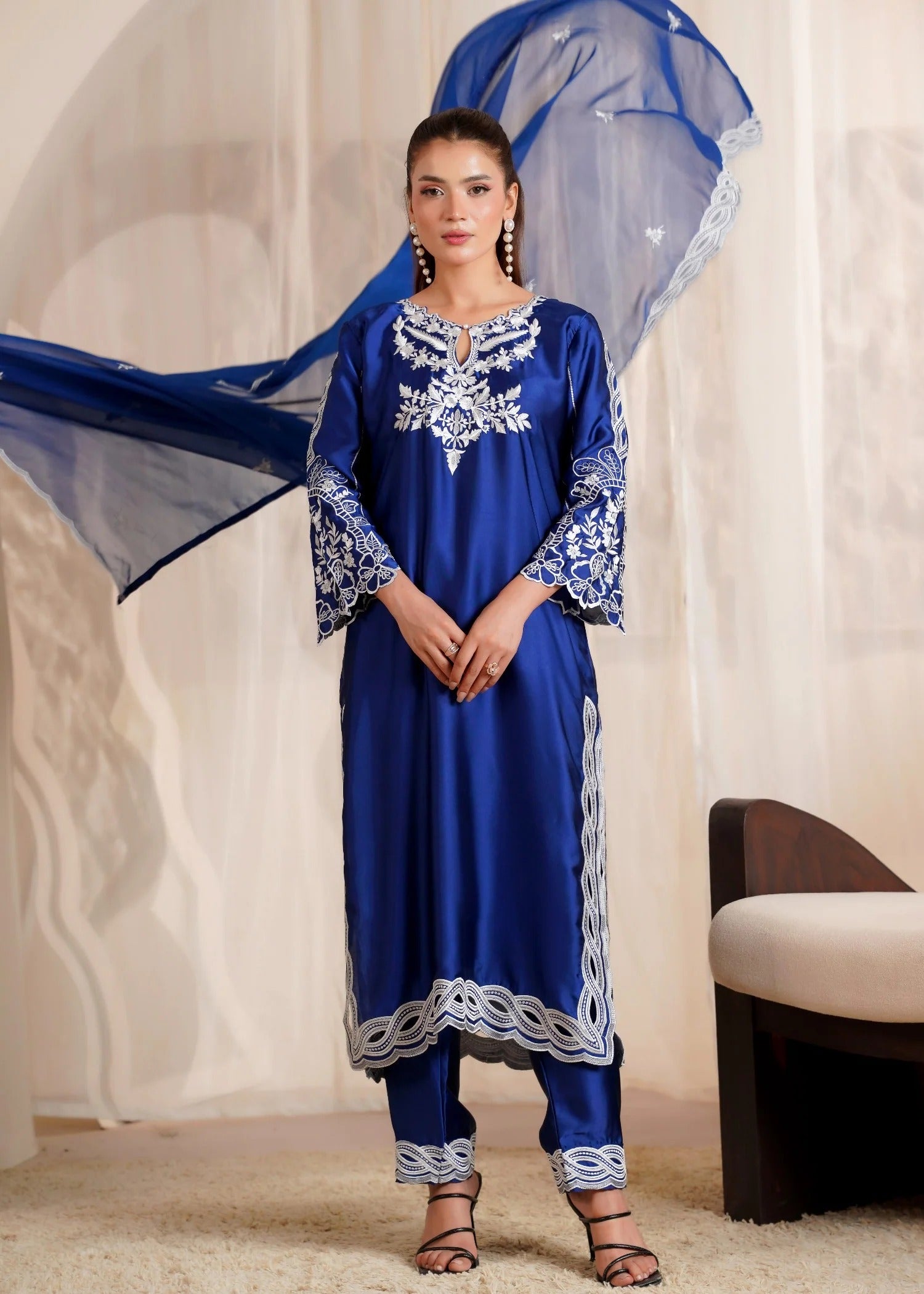 Hoorian Royal Blue