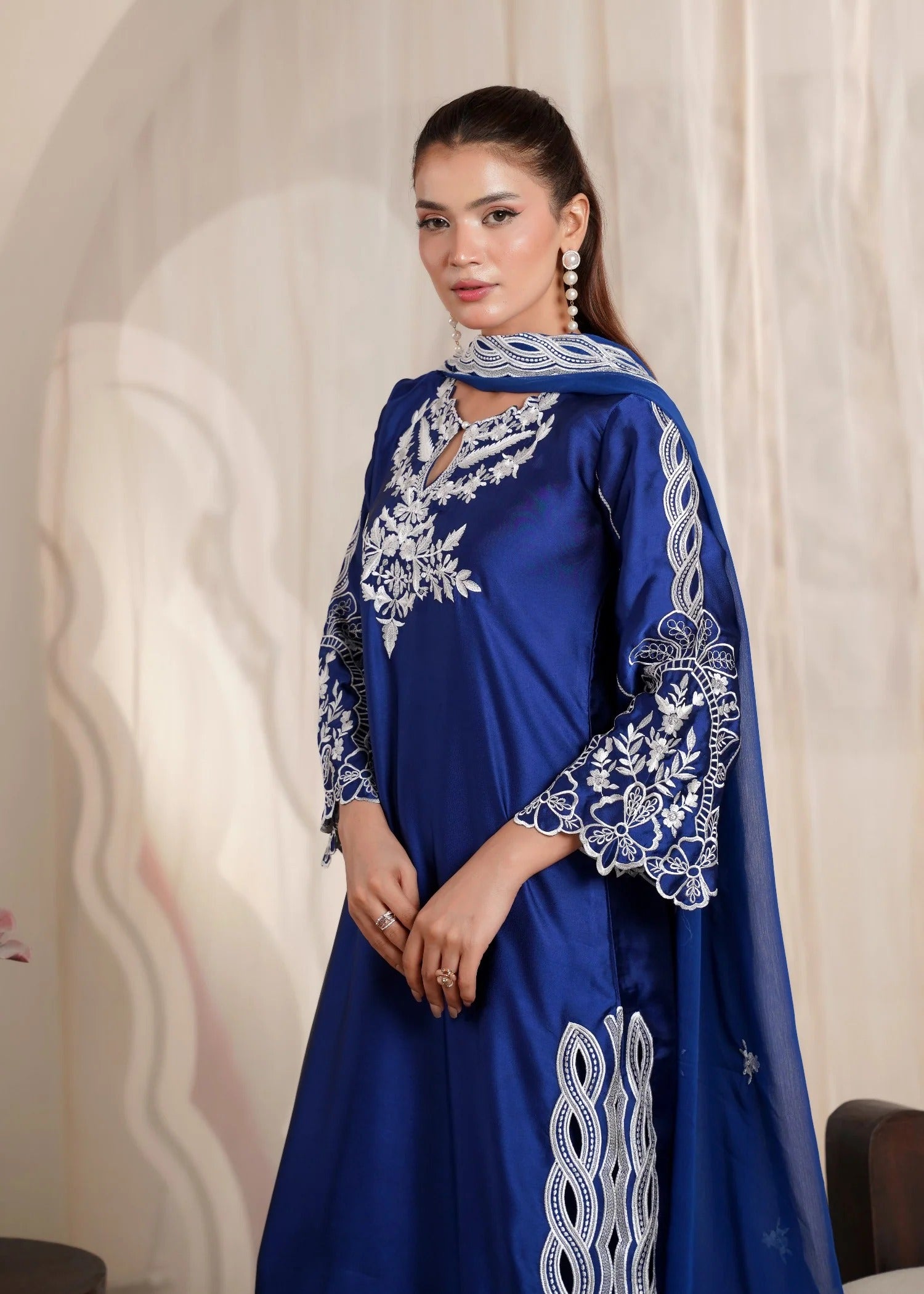 Hoorian Royal Blue