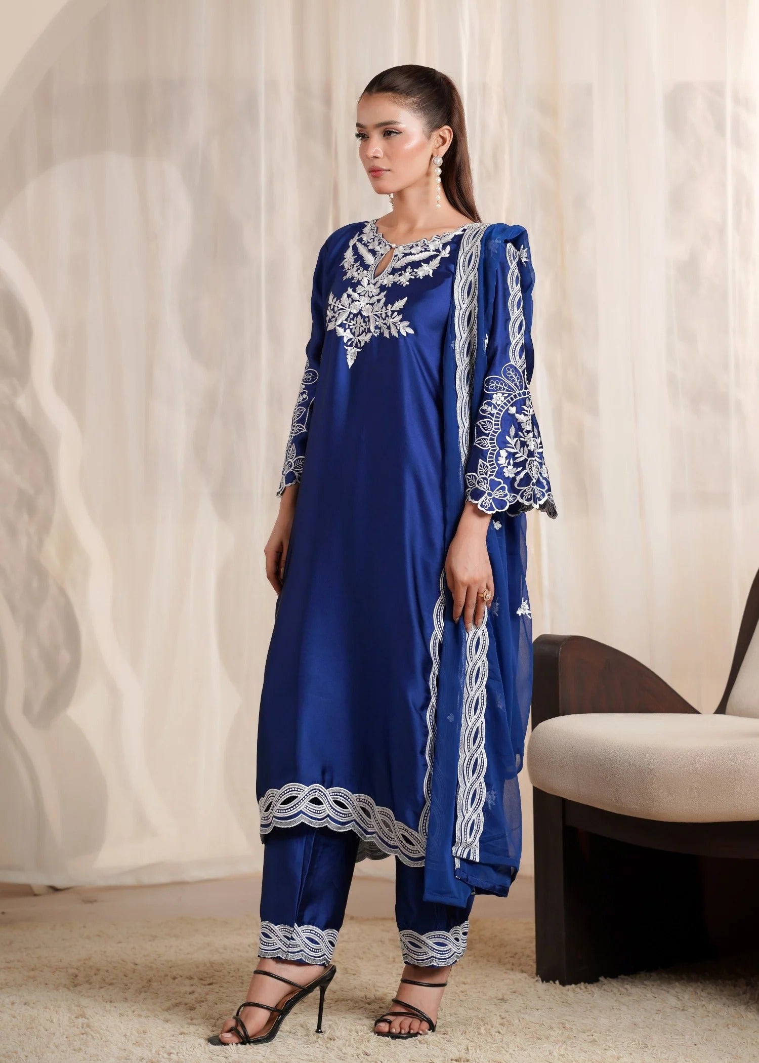 Hoorian Royal Blue
