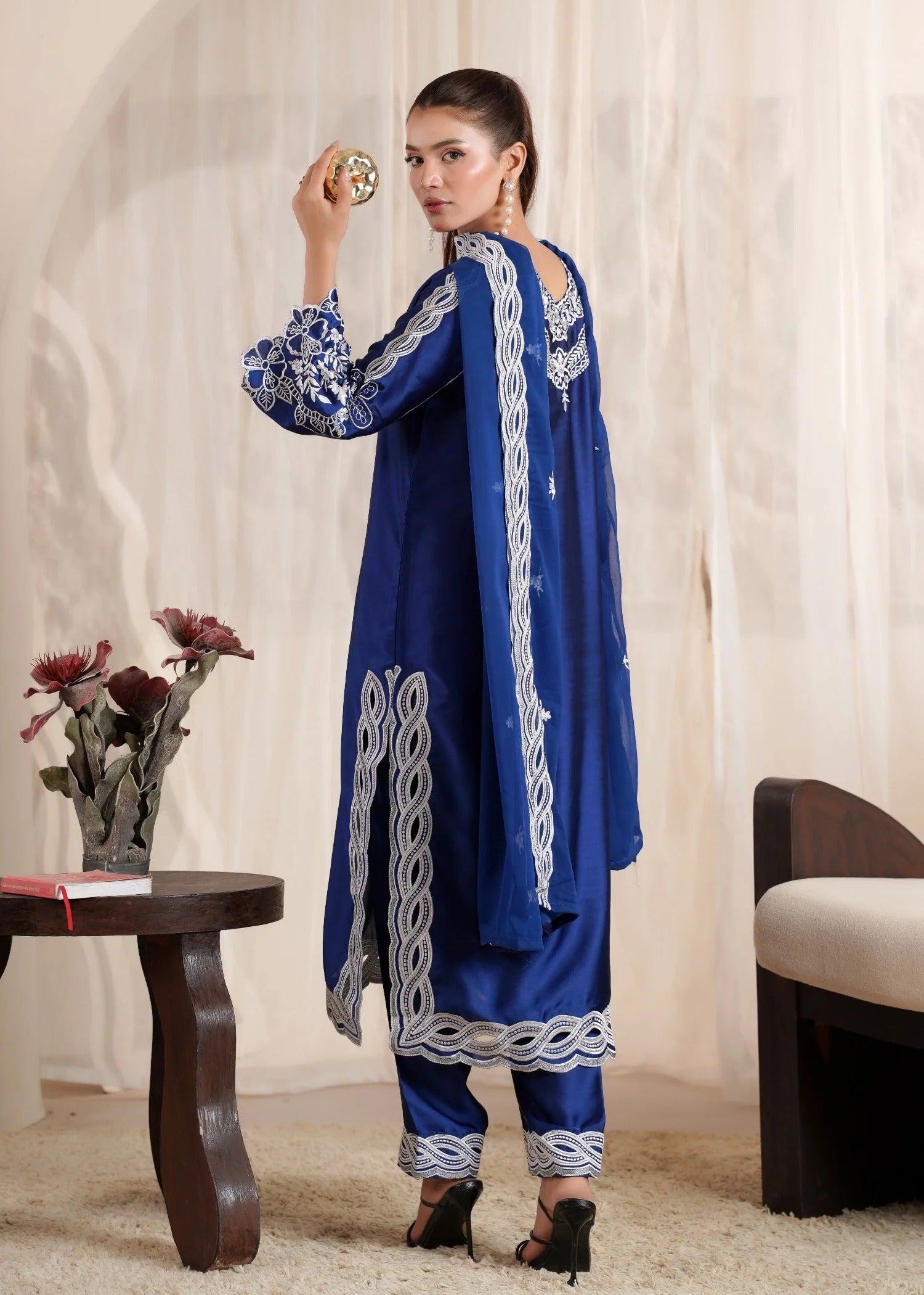Hoorian Royal Blue