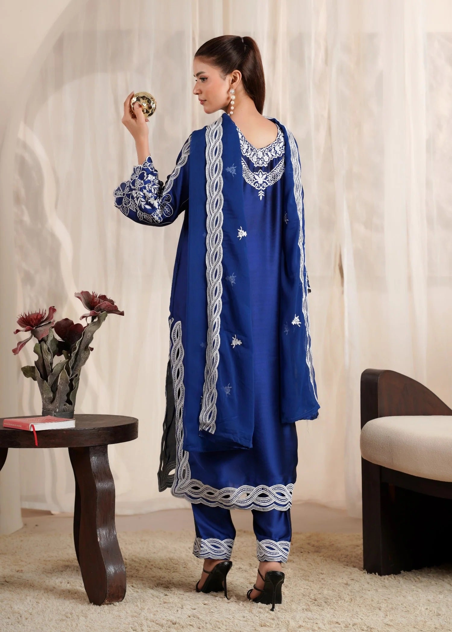 Hoorian Royal Blue