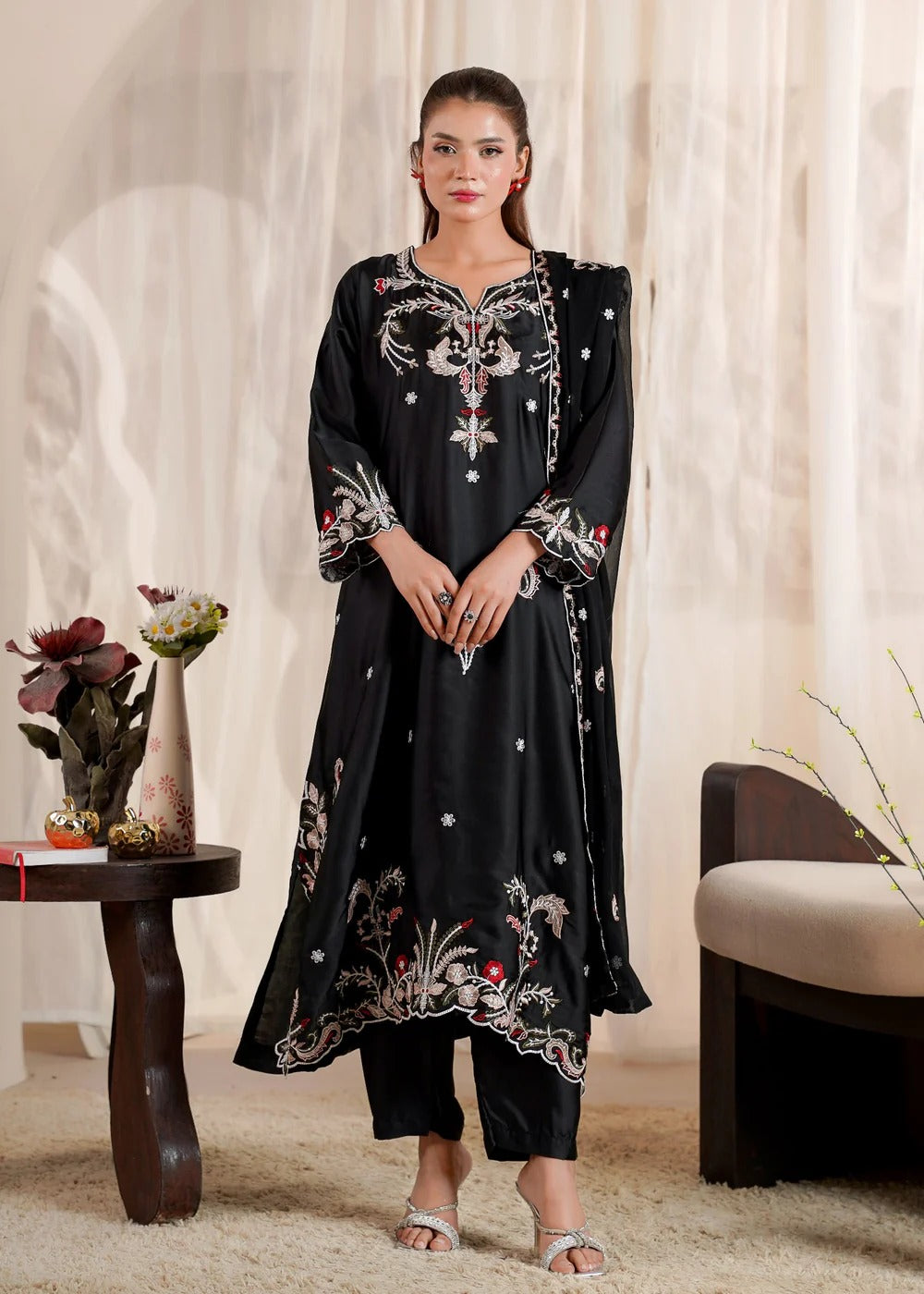 Malka Midnight Black