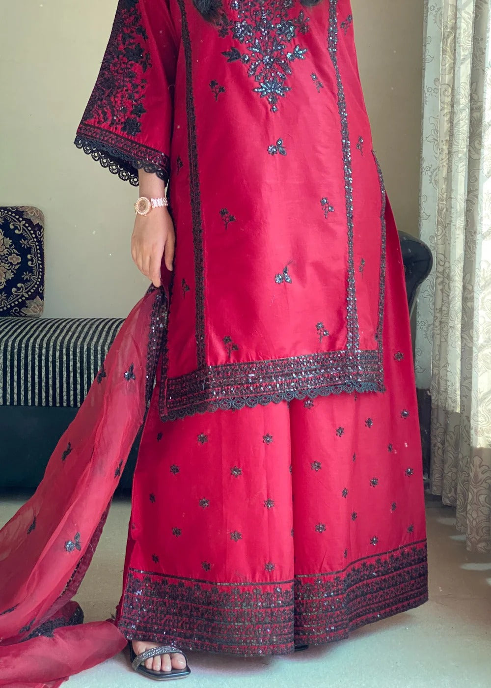 Zebunisa Maroon