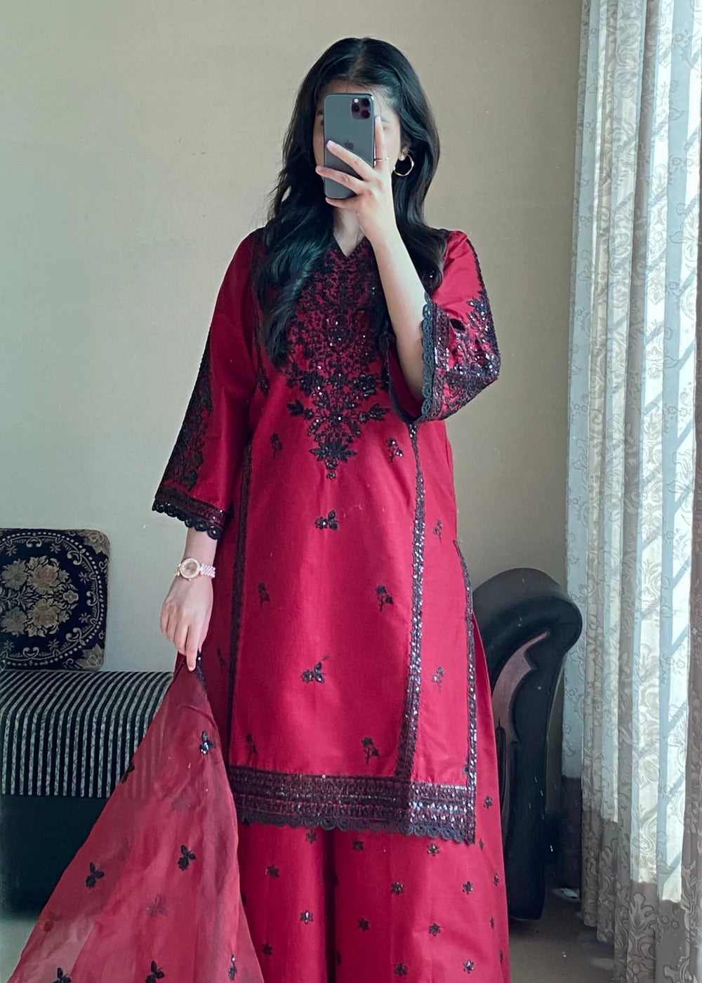 Zebunisa Maroon