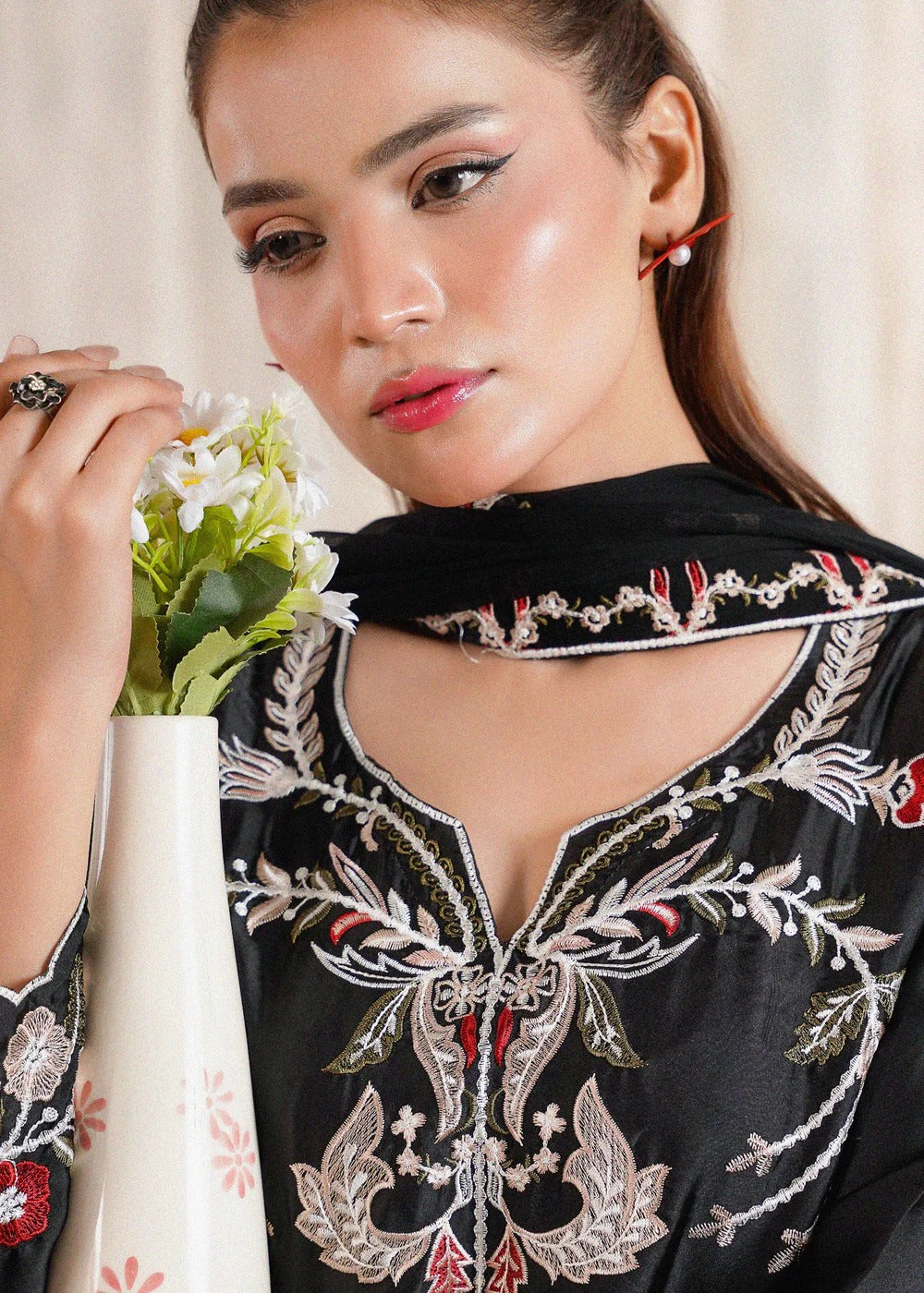 Malka Midnight Black