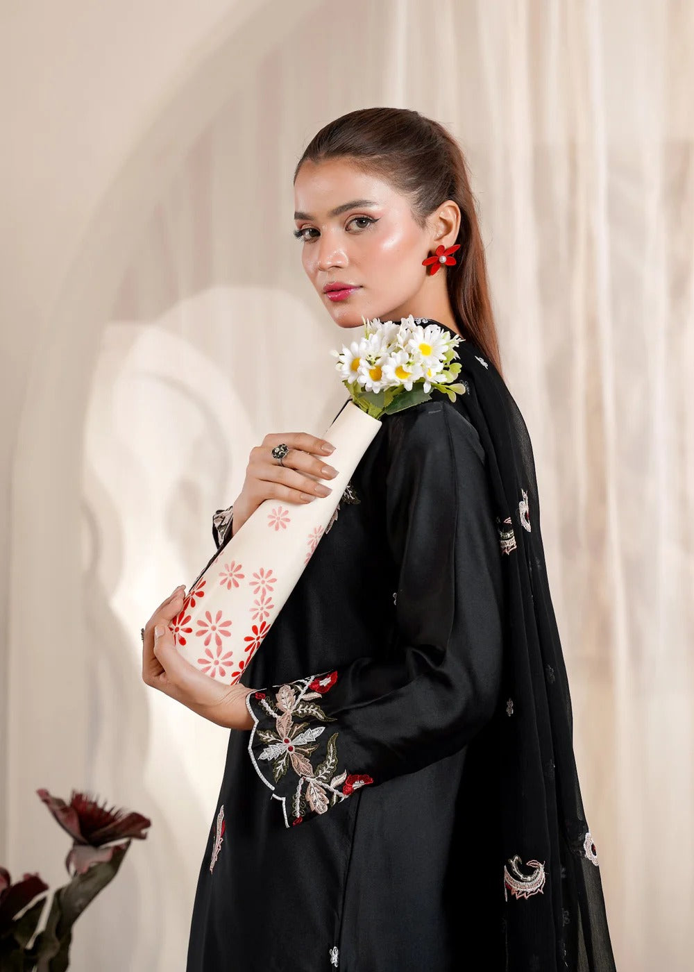 Malka Midnight Black