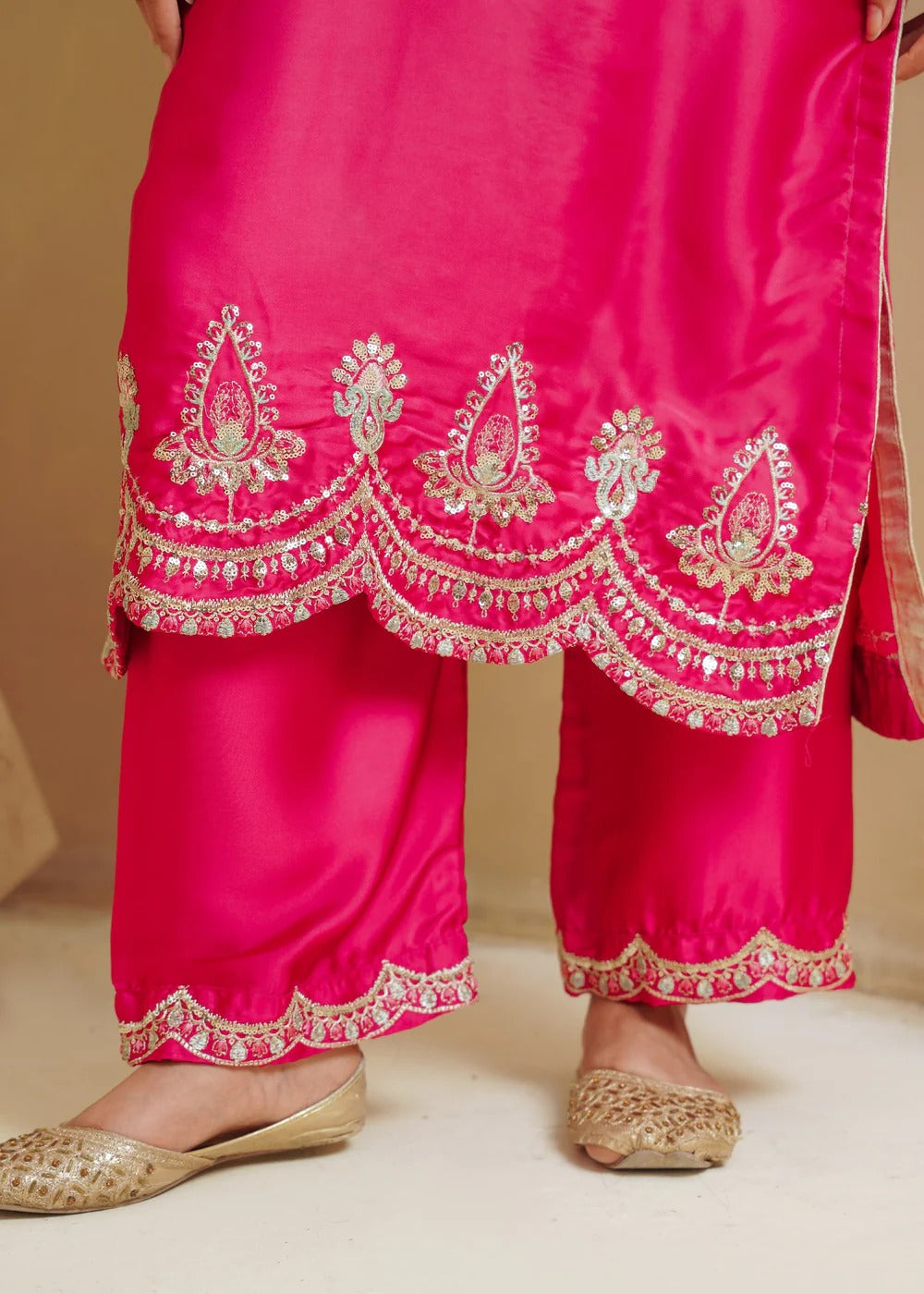 Sanofa Hot Pink