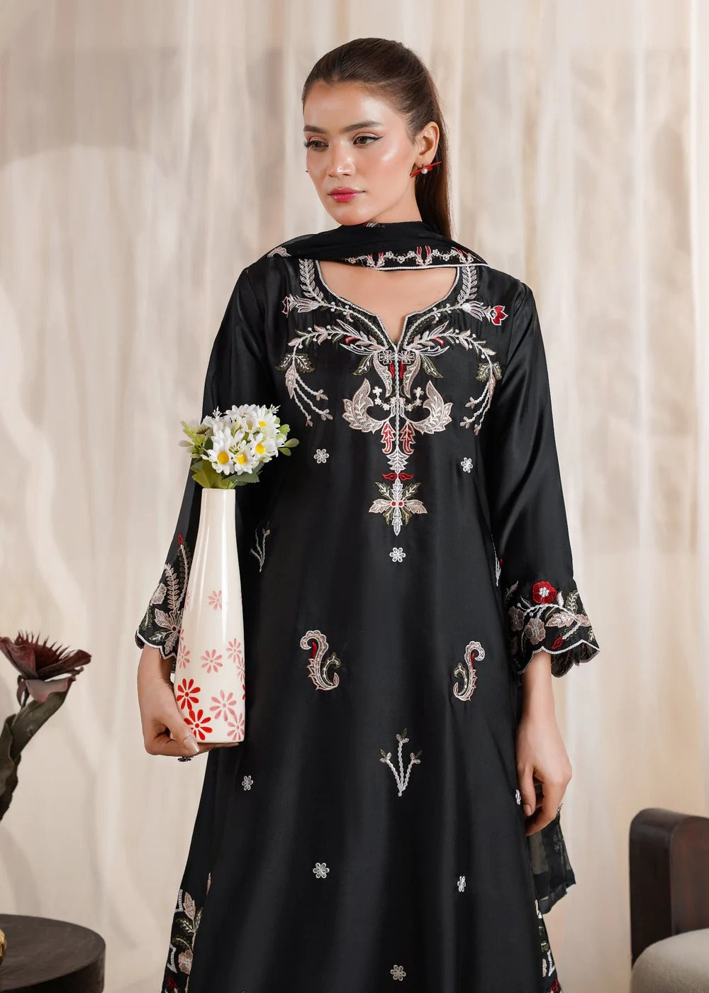 Malka Midnight Black